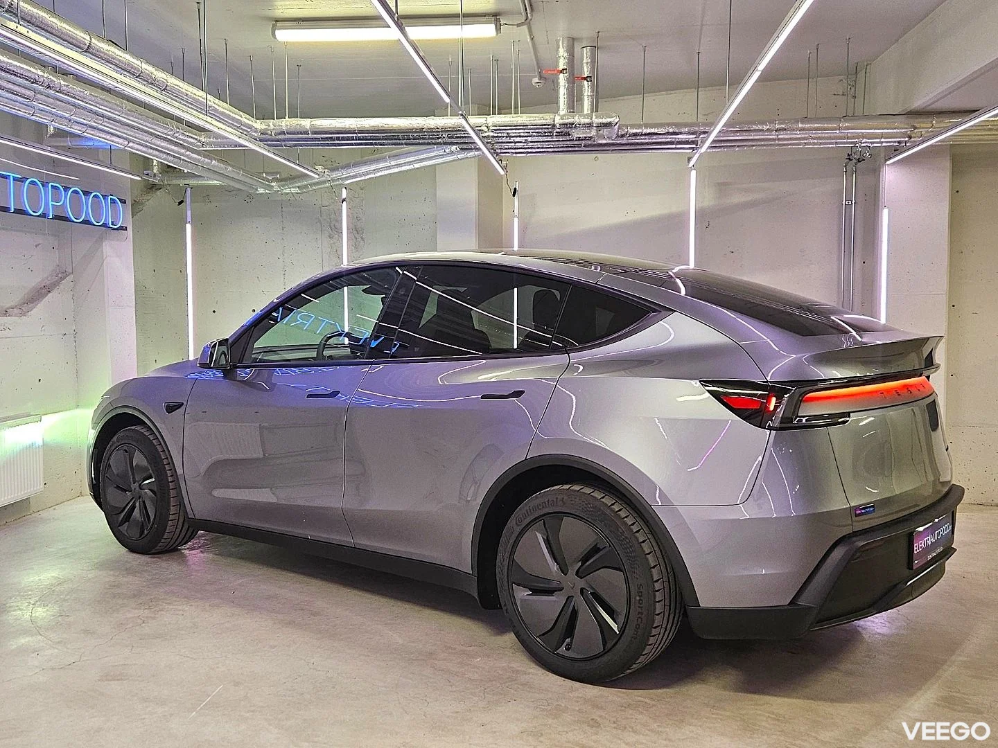 Tesla Model Y Premium Long Range Dual Motor AWD 378kW