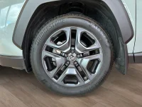Toyota RAV4 ADVENTURE 2.5 131kW thumbnail