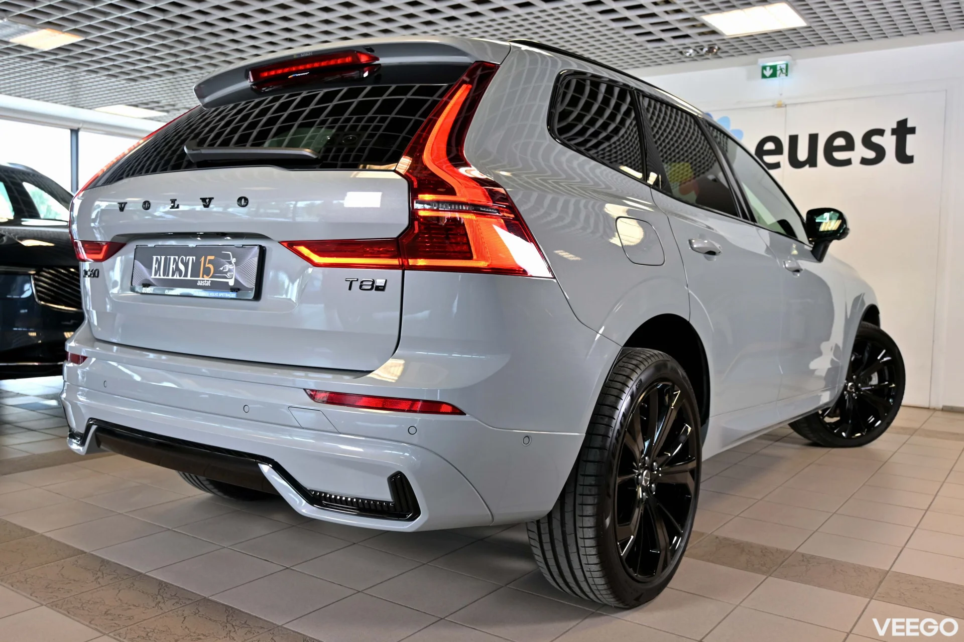 Volvo XC60 AWD T8 B&W ULTRA BLACK INTELLI FULL 2 335kW