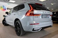Volvo XC60 AWD T8 B&W ULTRA BLACK INTELLI FULL 2 335kW thumbnail