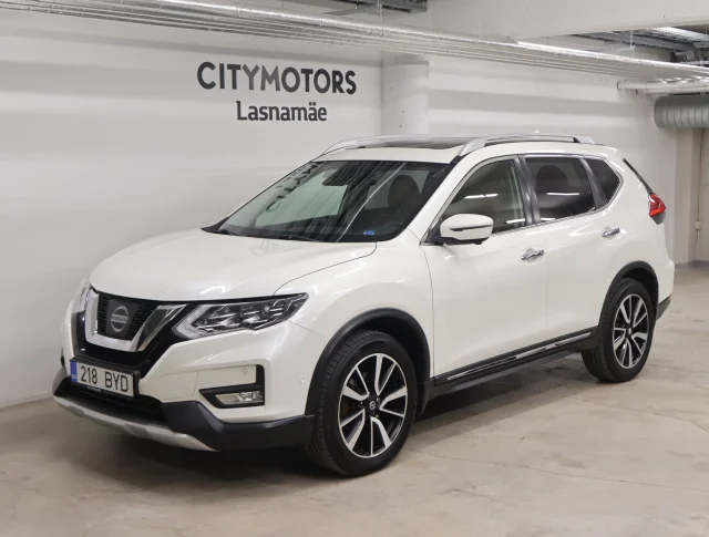 Image of Nissan X-Trail Tekna Moonroof 1.6 96kW