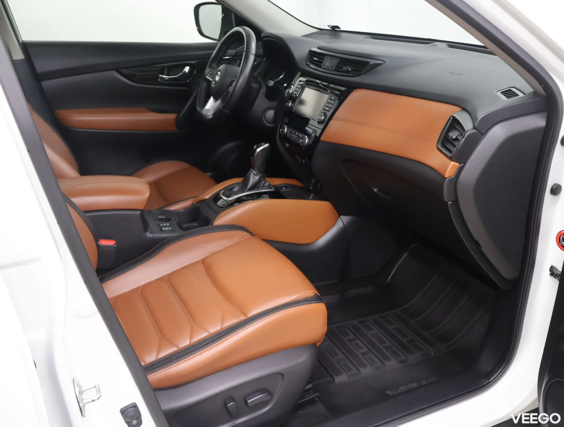 Nissan X-Trail Tekna Moonroof 1.6 96kW