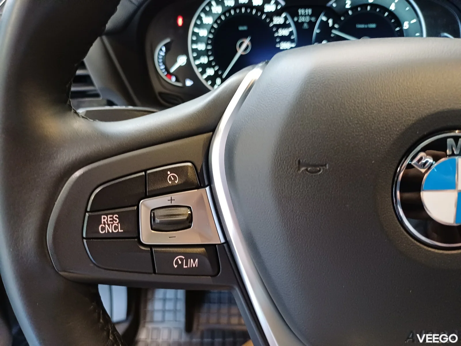 BMW X3 2 135kW