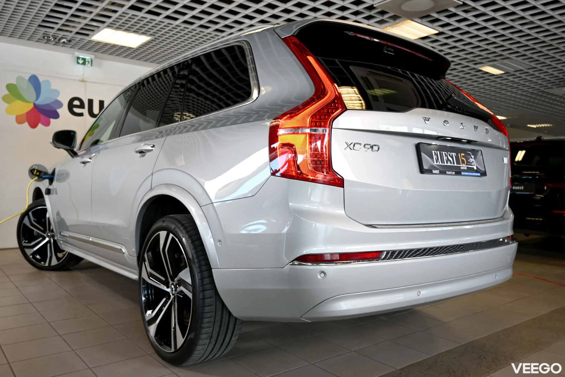 Volvo XC90 AWD H&K ULTIMATE BRIGHT XENIUM INTELLI PRO 2 335kW