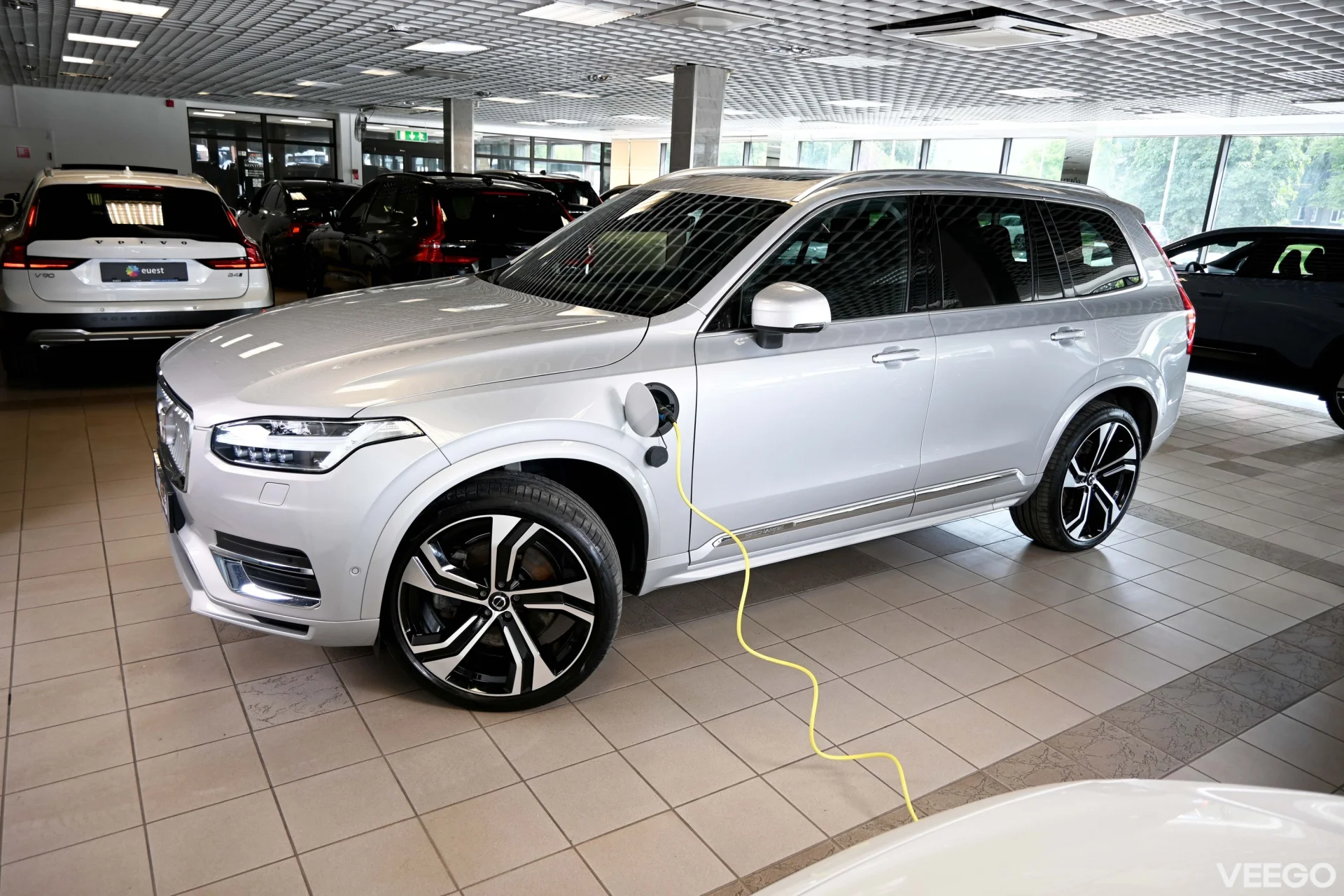 Volvo XC90 AWD H&K ULTIMATE BRIGHT XENIUM INTELLI PRO 2 335kW