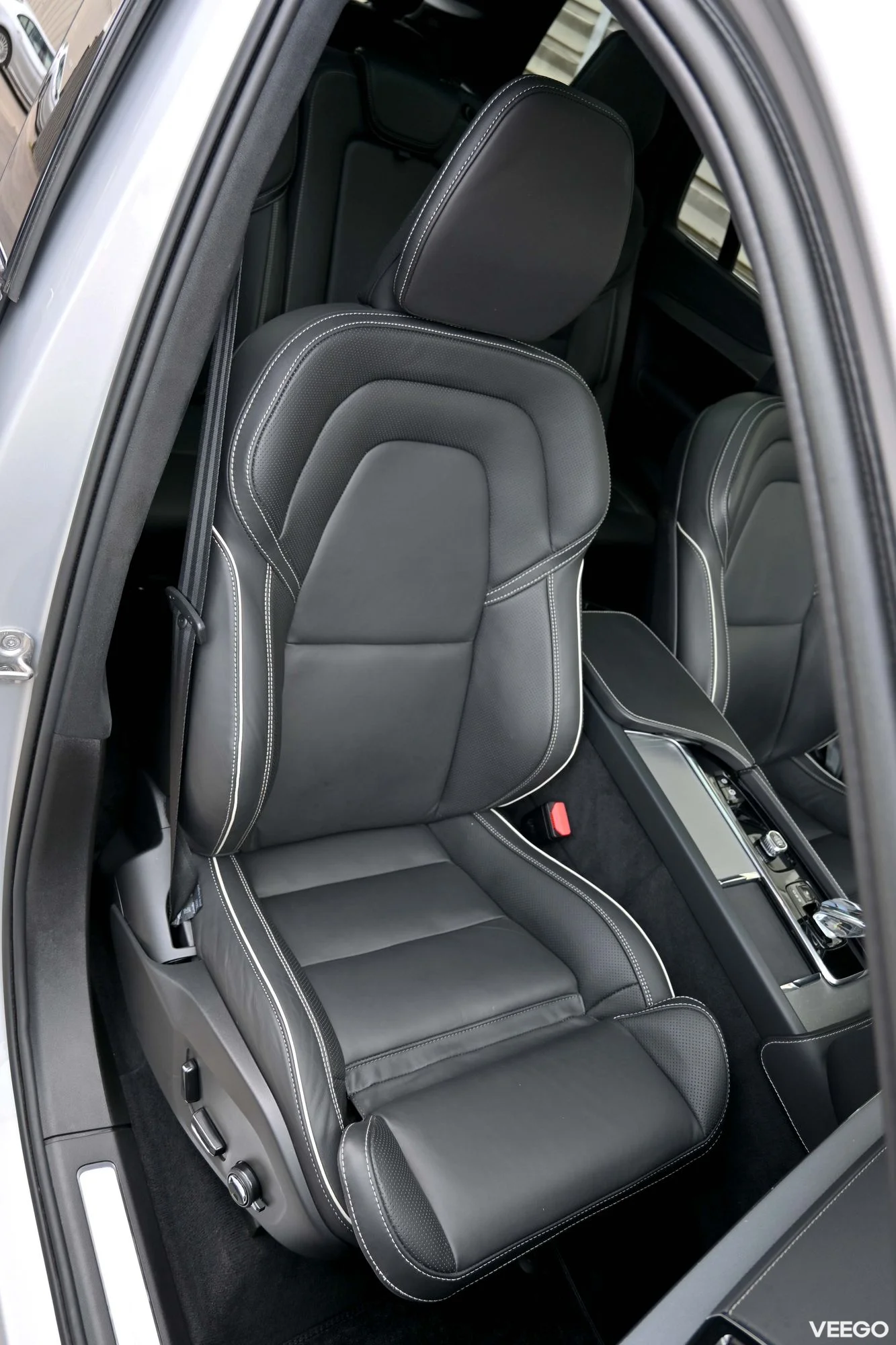 Volvo XC90 AWD H&K ULTIMATE BRIGHT XENIUM INTELLI PRO 2 335kW