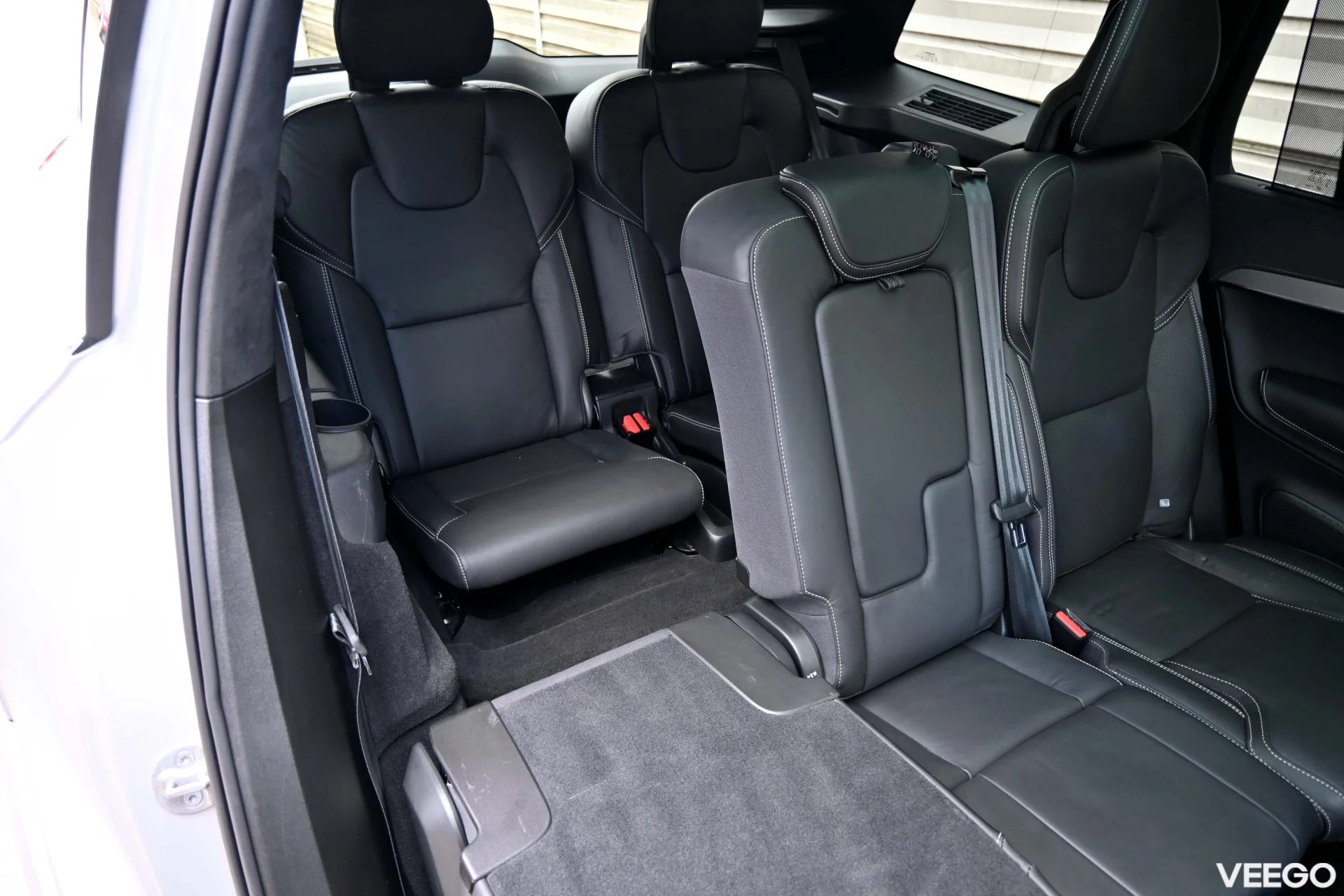 Volvo XC90 AWD H&K ULTIMATE BRIGHT XENIUM INTELLI PRO 2 335kW