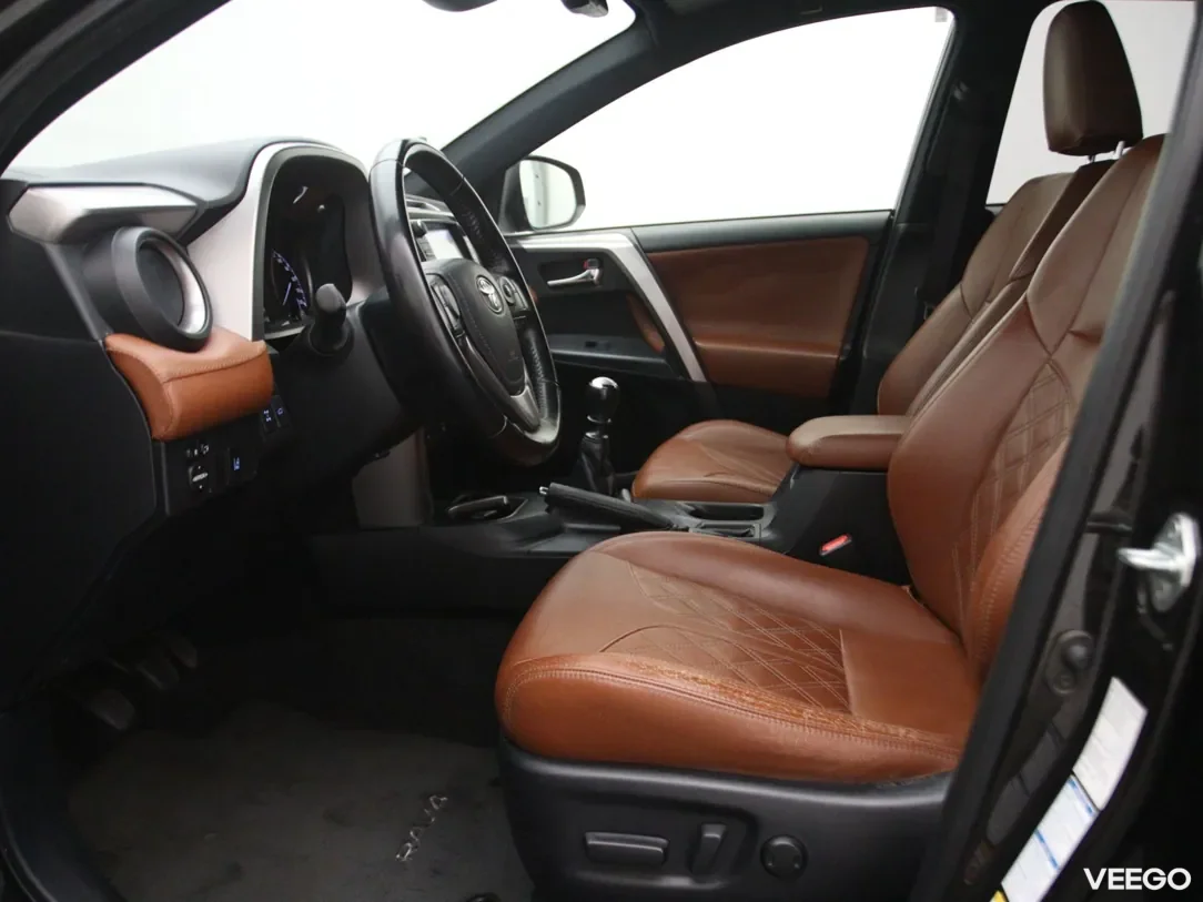 Toyota RAV4 2 145kW