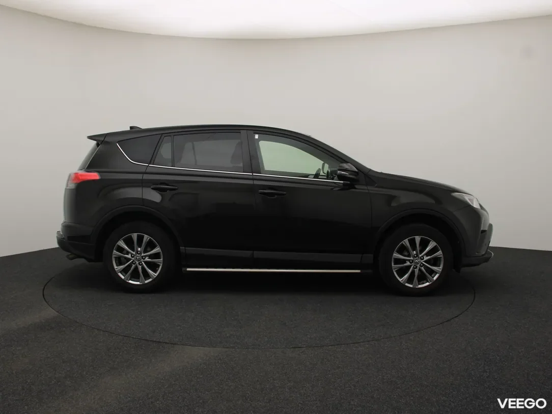 Toyota RAV4 2 145kW