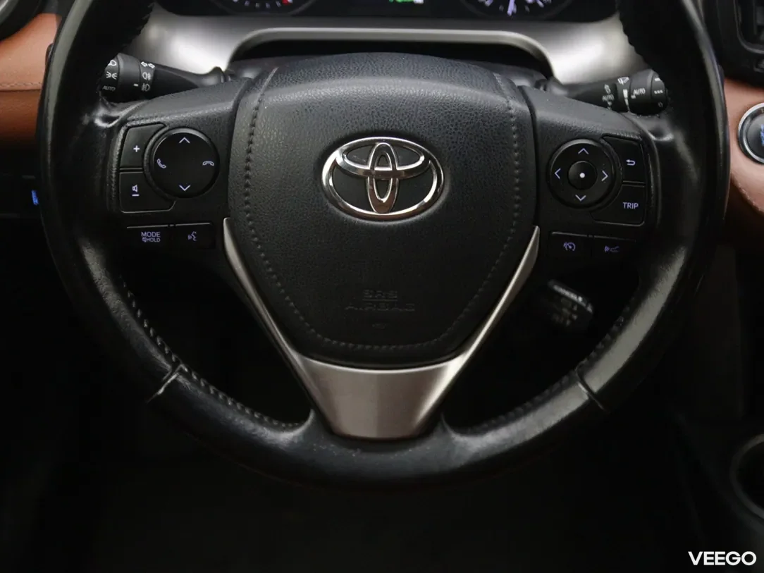 Toyota RAV4 2 145kW