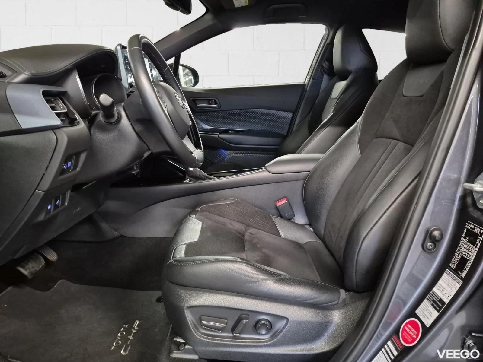 Toyota C-HR Style Plus 1.8 72kW