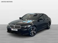 BMW 330 Sedan M Sport Drag Park Assist HiFi Rattvärme Adpt Fart 0kW thumbnail