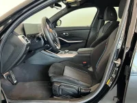 BMW 330 Sedan M Sport Drag Park Assist HiFi Rattvärme Adpt Fart 0kW thumbnail