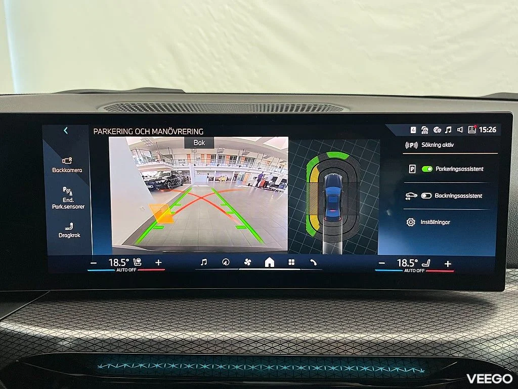 BMW 330 Sedan M Sport Drag Park Assist HiFi Rattvärme Adpt Fart 0kW