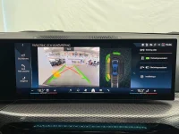BMW 330 Sedan M Sport Drag Park Assist HiFi Rattvärme Adpt Fart 0kW thumbnail
