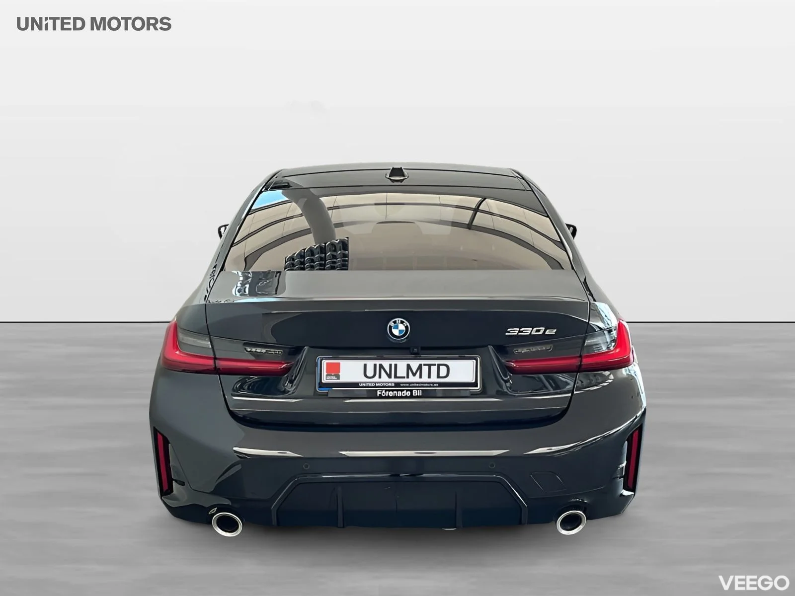 BMW 330 Sedan M Sport Drag Park Assist HiFi Rattvärme Adpt Fart 0kW