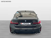 BMW 330 Sedan M Sport Drag Park Assist HiFi Rattvärme Adpt Fart 0kW thumbnail