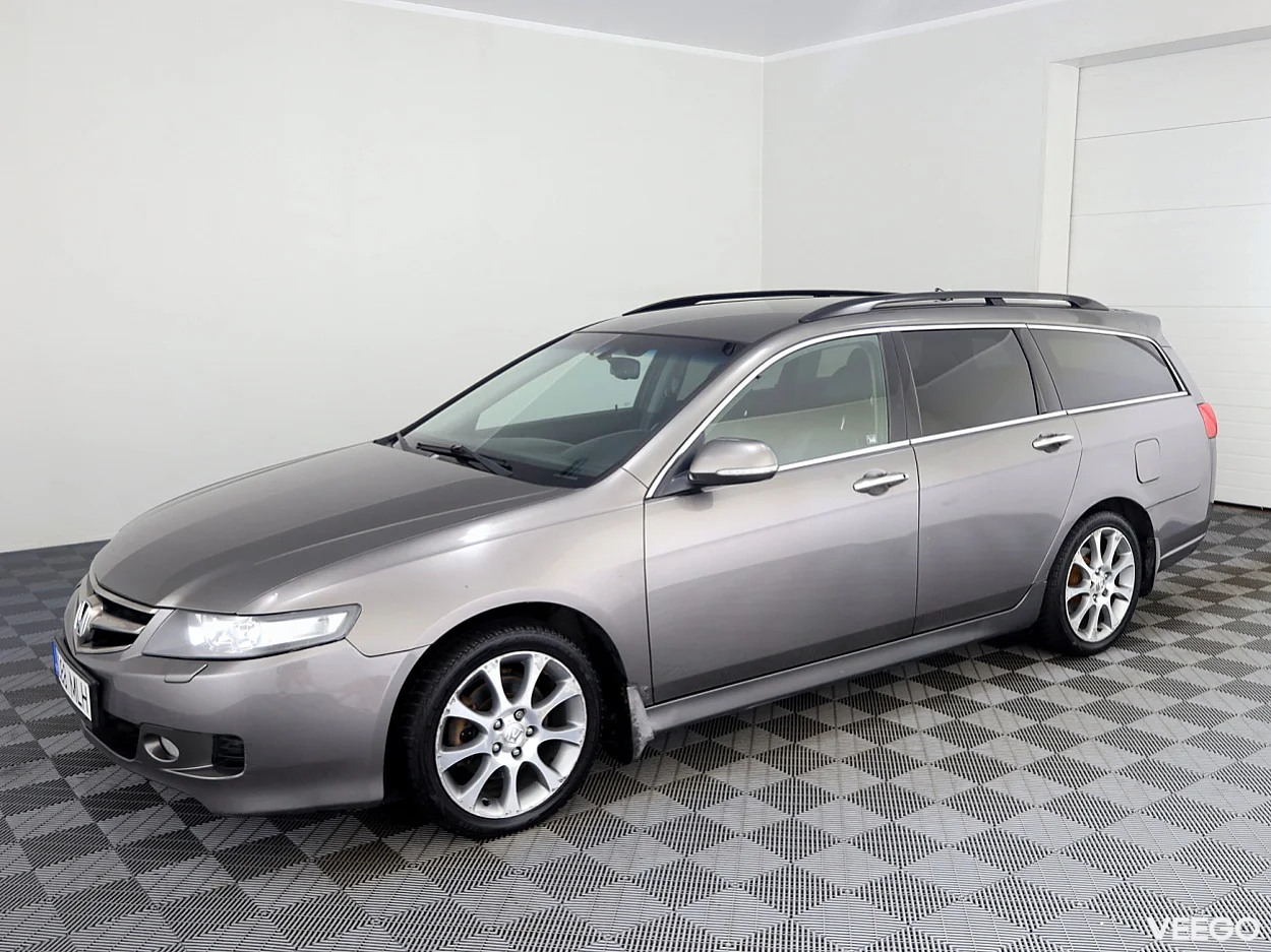 Honda Accord 2.0 114kW