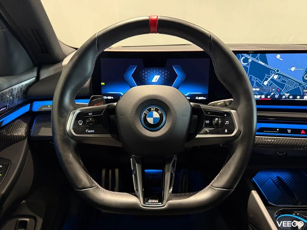 BMW i5 M60 xDrive Touring M Sport Pro Panorama Drag B&W 21" 0kW