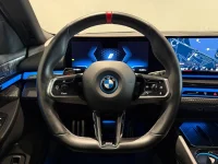 BMW i5 M60 xDrive Touring M Sport Pro Panorama Drag B&W 21" 0kW thumbnail