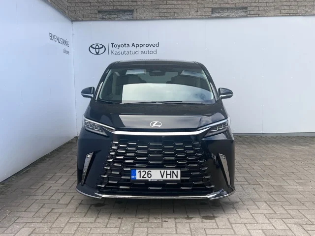 Image of Lexus LM350H 140kW
