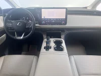 Lexus LM350H 140kW thumbnail