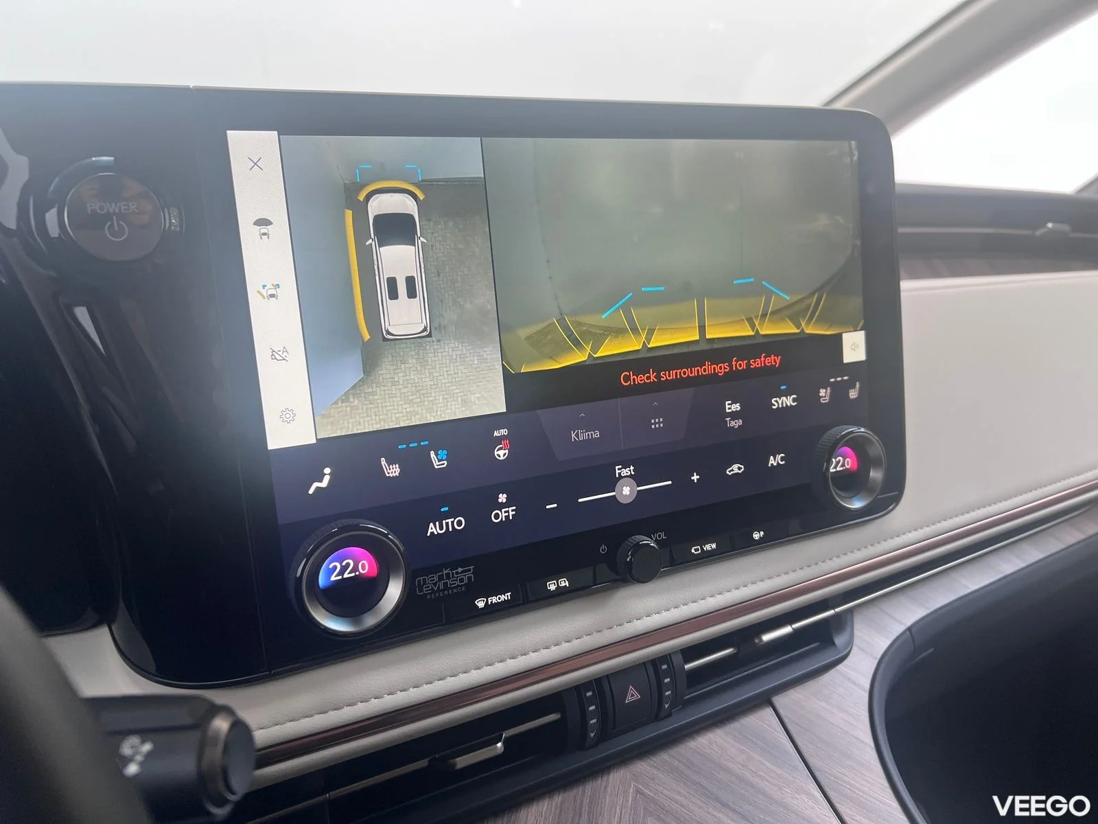 Lexus LM350H 140kW
