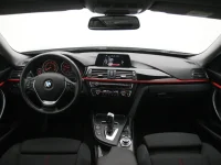 BMW 320 2 140kW thumbnail