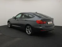 BMW 320 2 140kW thumbnail