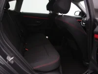BMW 320 2 140kW thumbnail