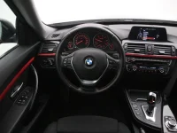 BMW 320 2 140kW thumbnail