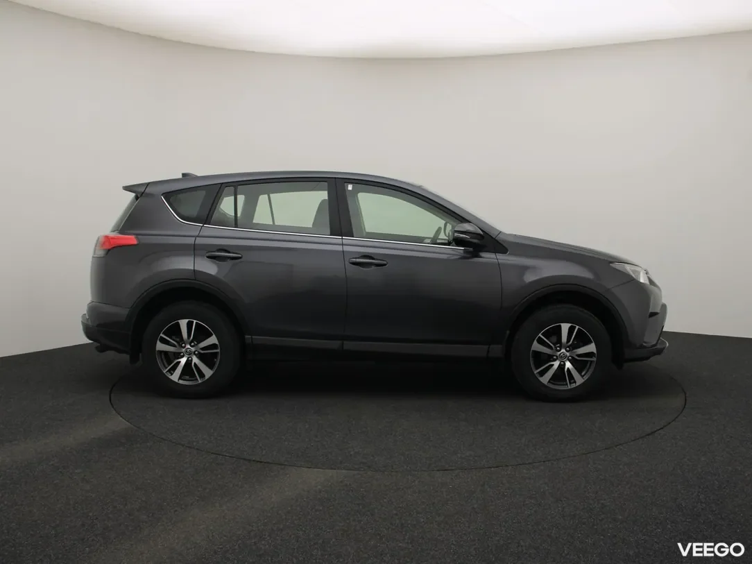 Toyota RAV4 2 105kW