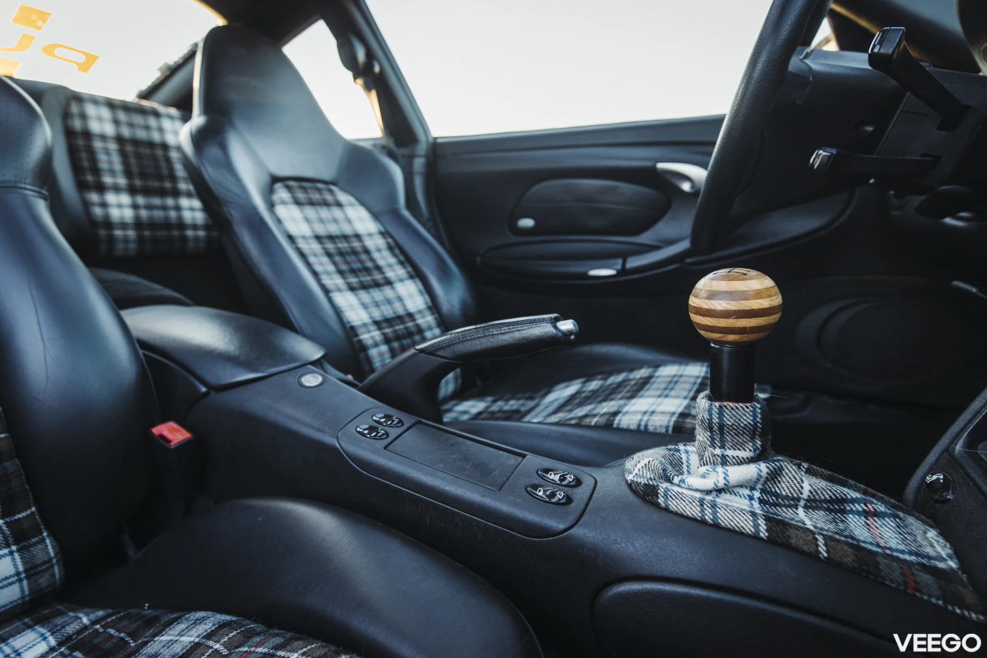Porsche 911 Carrera 4 3.4 221kW