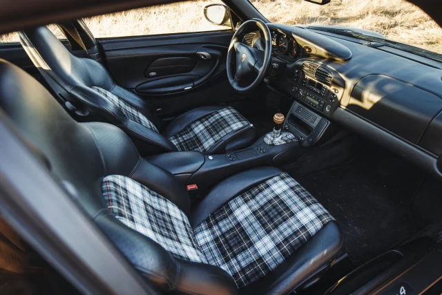 Image of Porsche 911 Carrera 4 3.4 221kW
