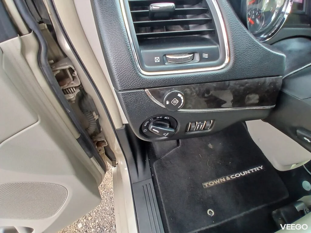Chrysler Town & Country 3.6 211kW