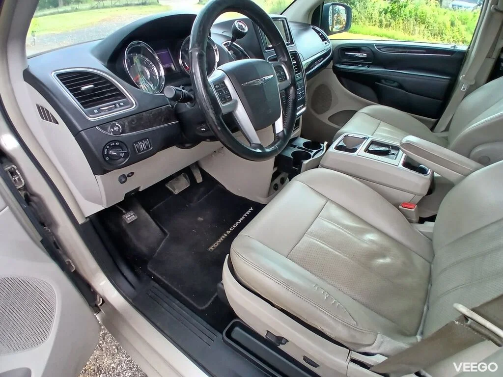 Chrysler Town & Country 3.6 211kW