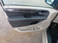 Chrysler Town & Country 3.6 211kW thumbnail