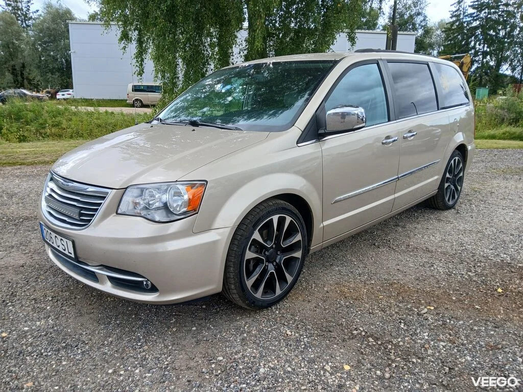 Chrysler Town & Country 3.6 211kW