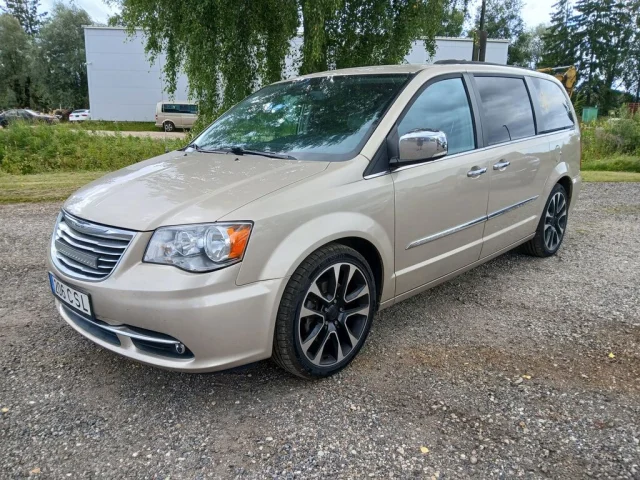 Image of Chrysler Town & Country 3.6 211kW