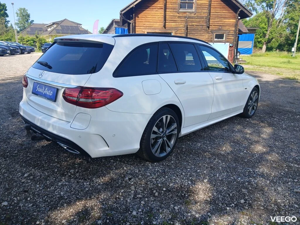 Mercedes-Benz C300 AMG Night Edition PHEV 2.0 225kW