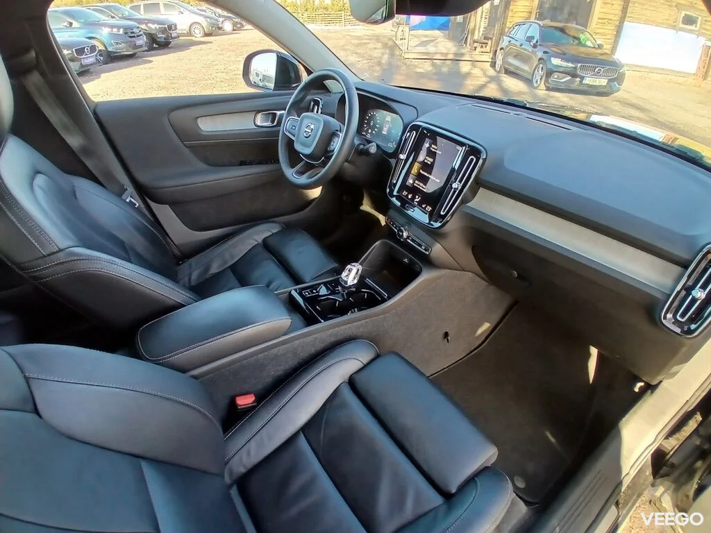 Volvo XC40 INSCRIPTION 1.5 125kW