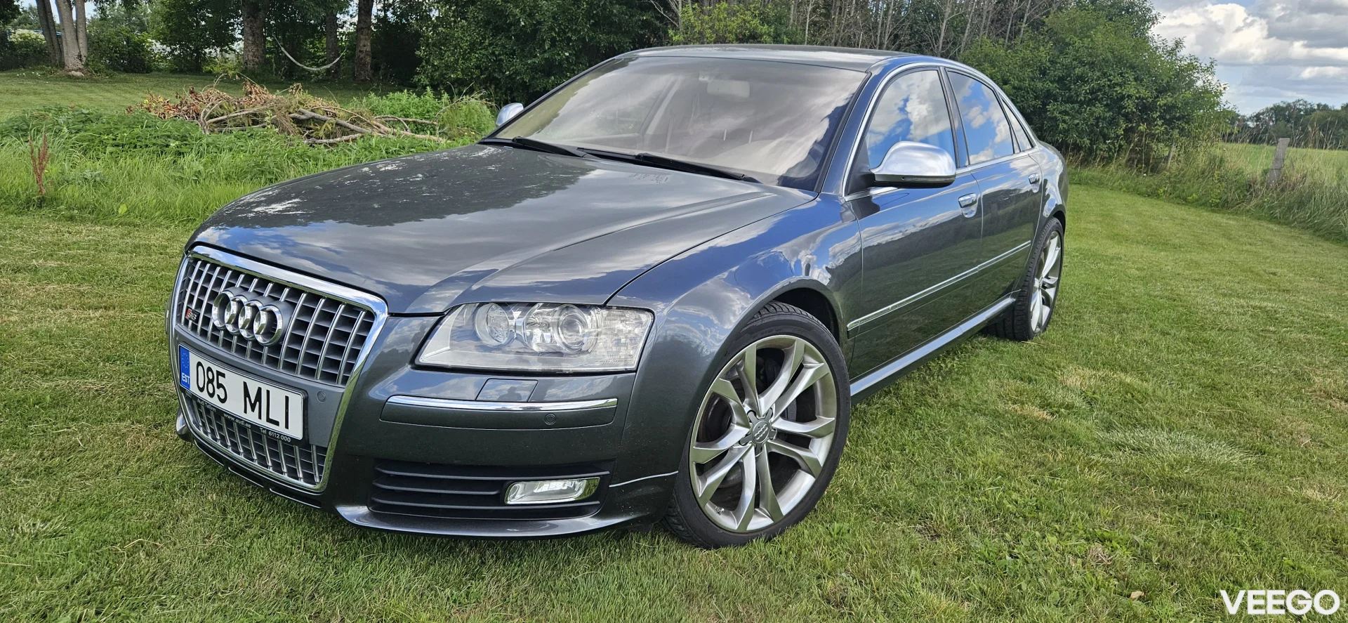Audi S8 5.2 331kW
