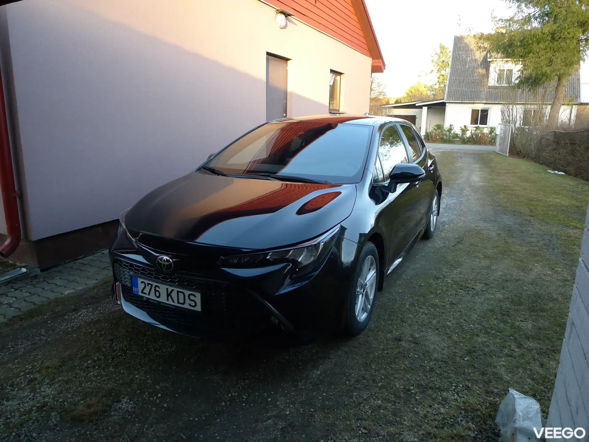 Toyota Corolla luukpära 1.2 85kW