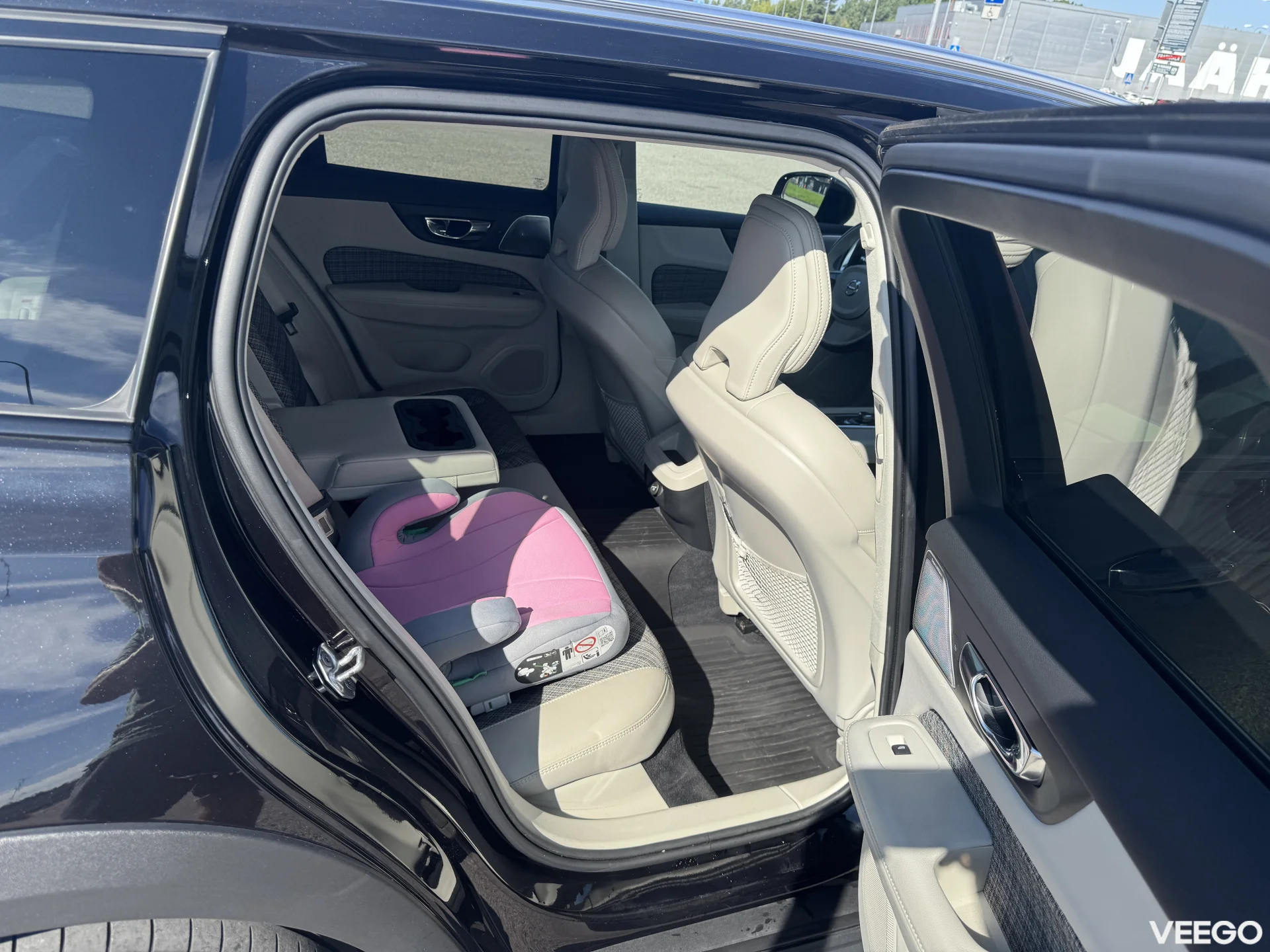 Volvo V60 Cross Country 2.0 147kW