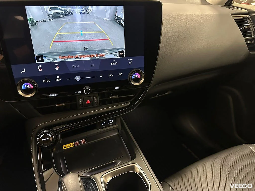 Lexus NX 450h+ Business Plus AWD Laddhybrid Dragkrok 136kW
