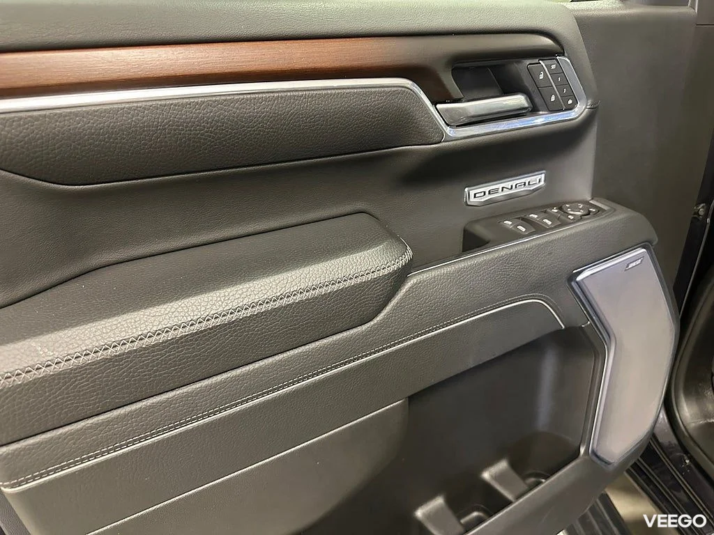 GMC Sierra GMC  1500 Denali Reserve 3.0 Duramax 4WD Mo 227kW