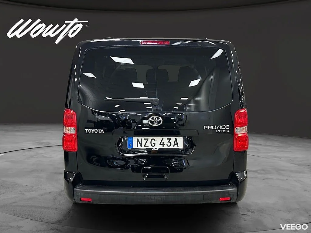 Toyota Proace Verso Shuttle L3 9-Sits HUD Värmare 88kW