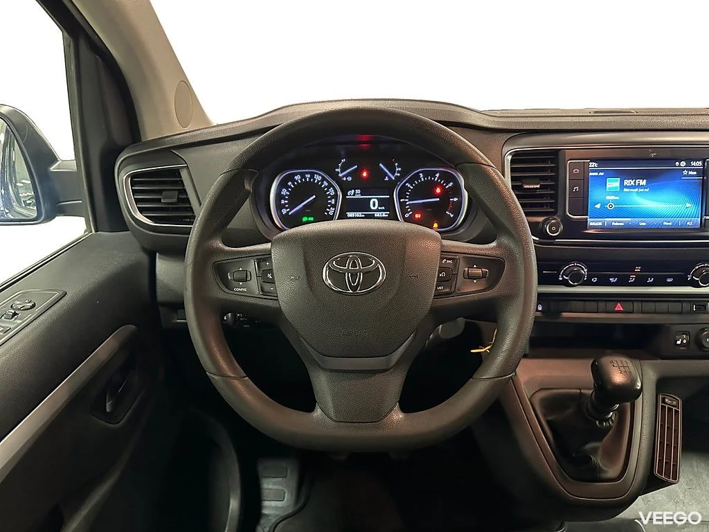 Toyota Proace Verso Shuttle L3 9-Sits HUD Värmare 88kW