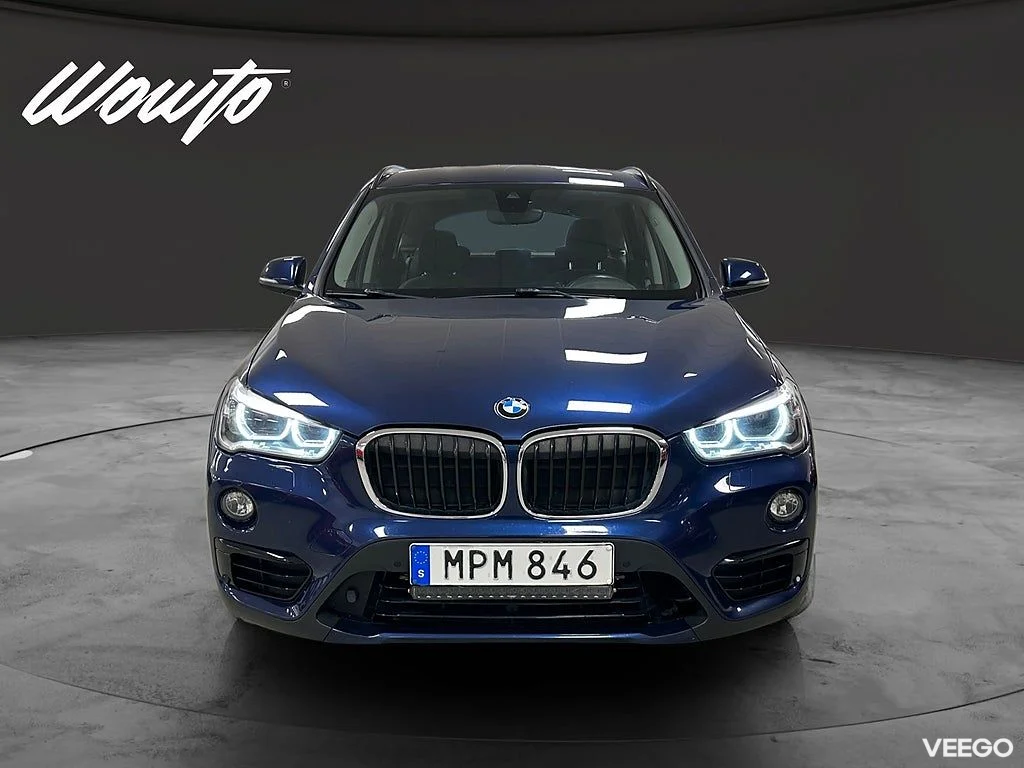 BMW X1 xDrive20i Automat Sport Line / Dragkrok / 1 Ägare 141kW