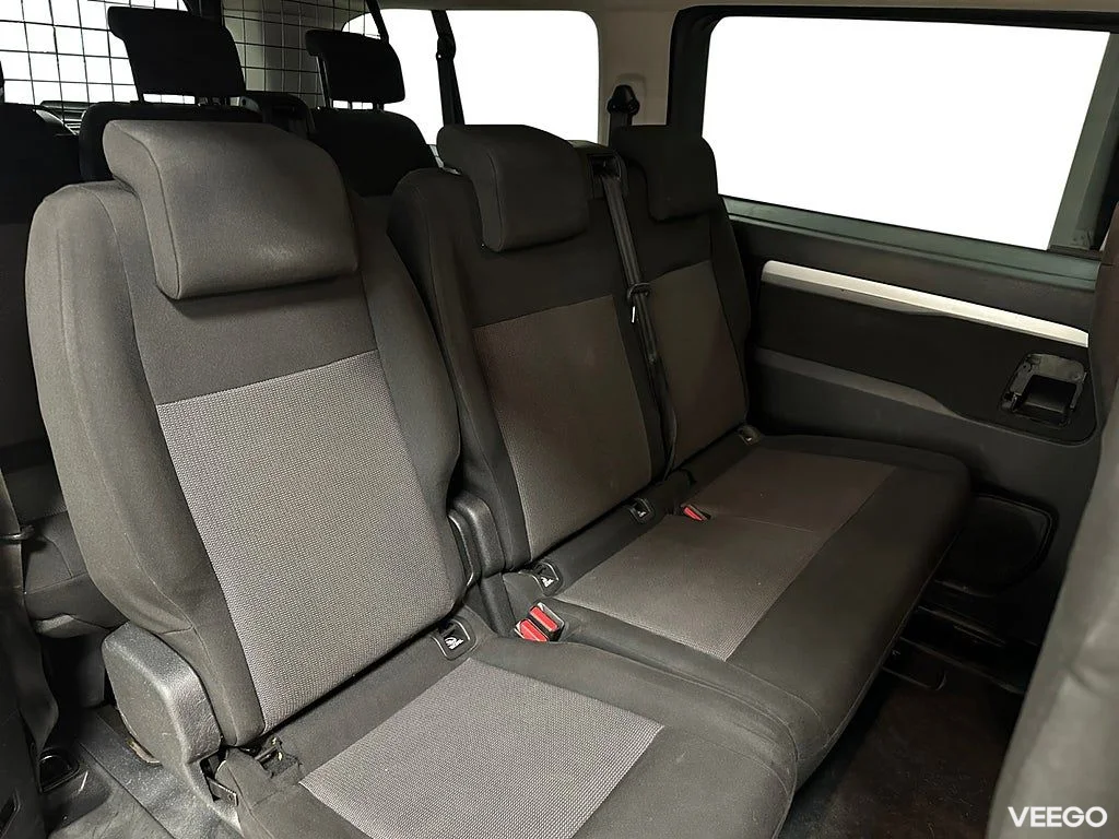 Toyota Proace Verso Shuttle L3 9-Sits HUD Värmare 88kW